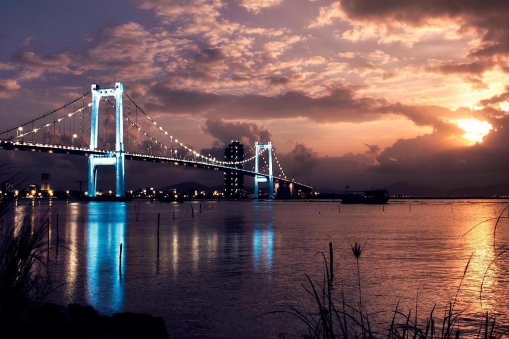 7S ホテル トゥー ボン ダナン ダナン市 エクステリア 写真